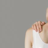 意外な事実！肩こりと心身の深い関係